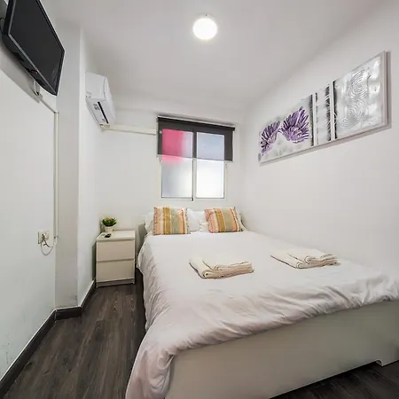 Sunlit Retreat Apartment Malaga
