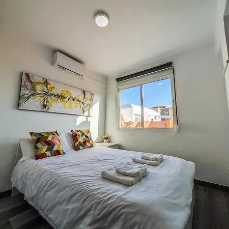 Apartment Sunlit Retreat *